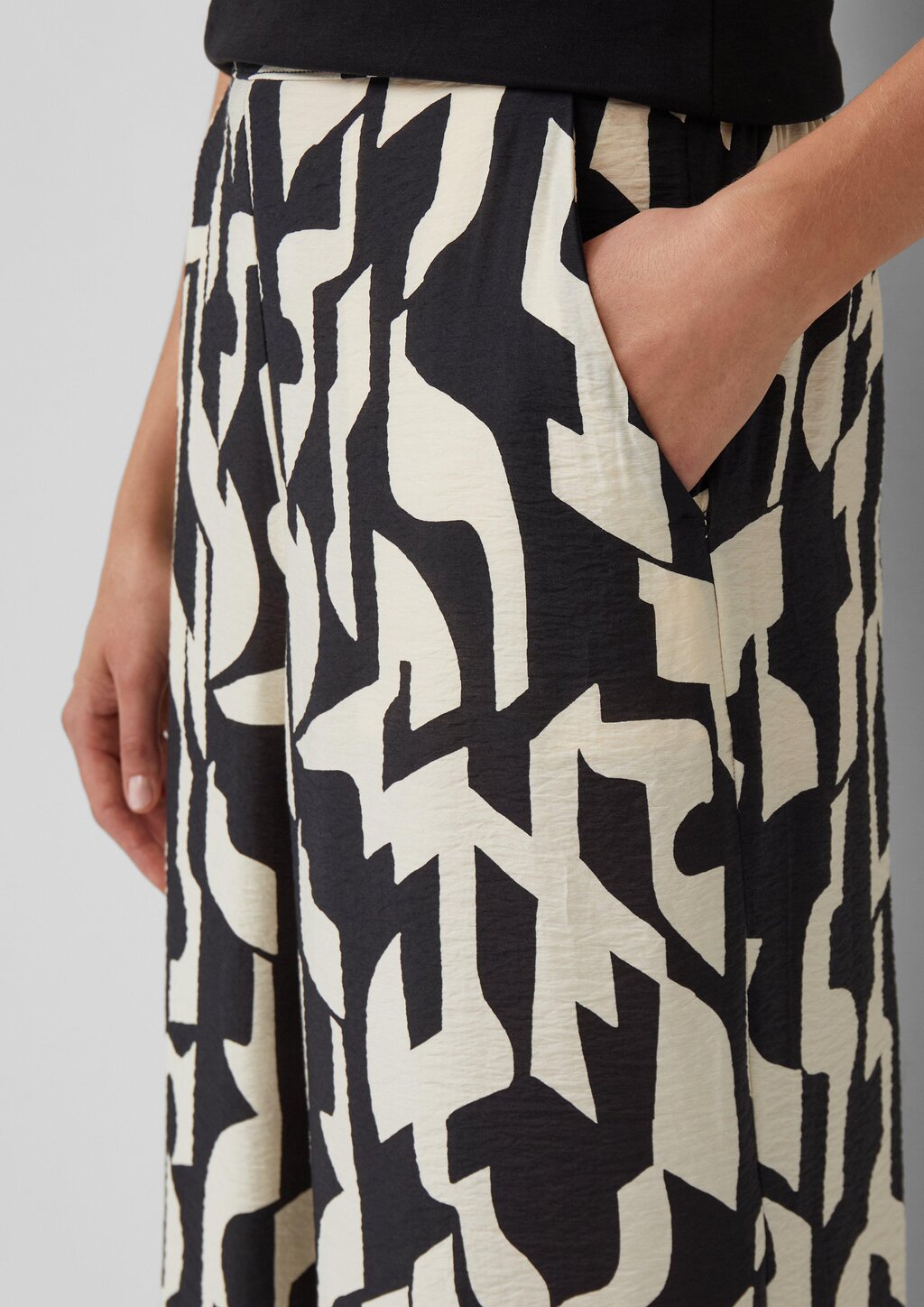 Wide-Leg-Hose im Loose Fit mit Elastikbund