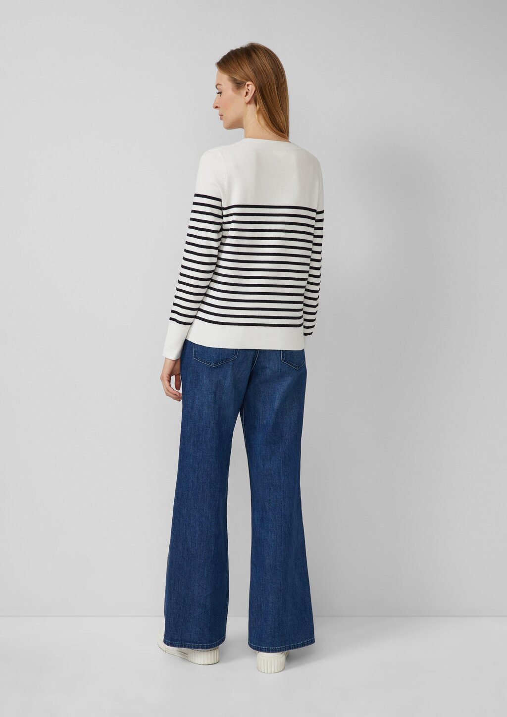 Gestreifter Pullover aus Viskosemix