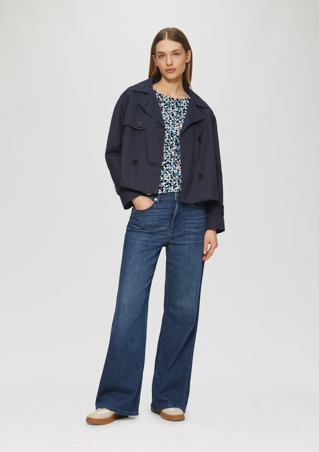 T-Shirt aus Viskosestretch im Relaxed Fit