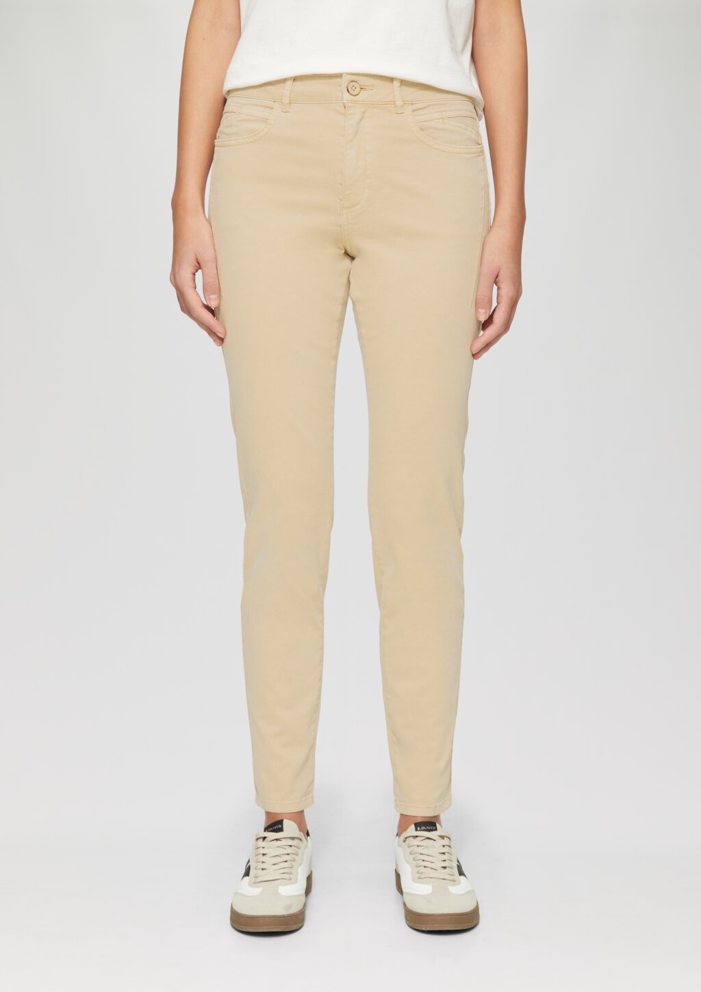 Gewaschene Hose im Slim Fit aus Baumwollsatin