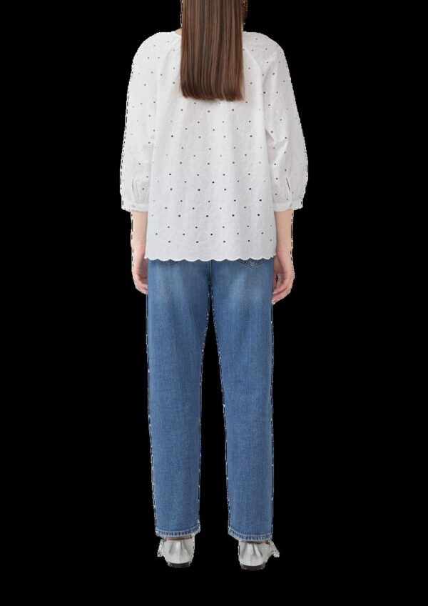 Bluse mit Lochstickerei
