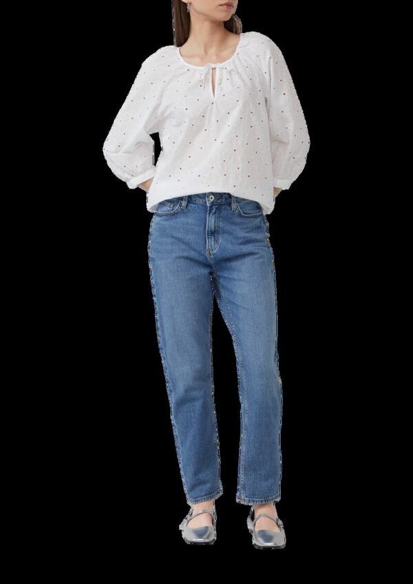 Bluse mit Lochstickerei