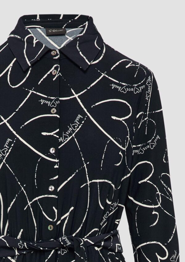 Hemdblusenkleid aus Jersey mit Bindegürtel und Herz-Print