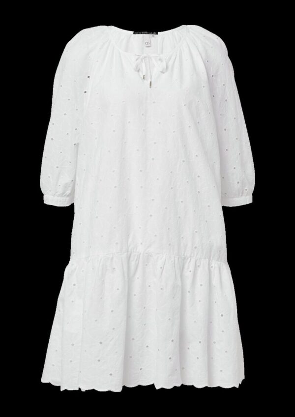 Leichtes Kleid mit Lochstickerei