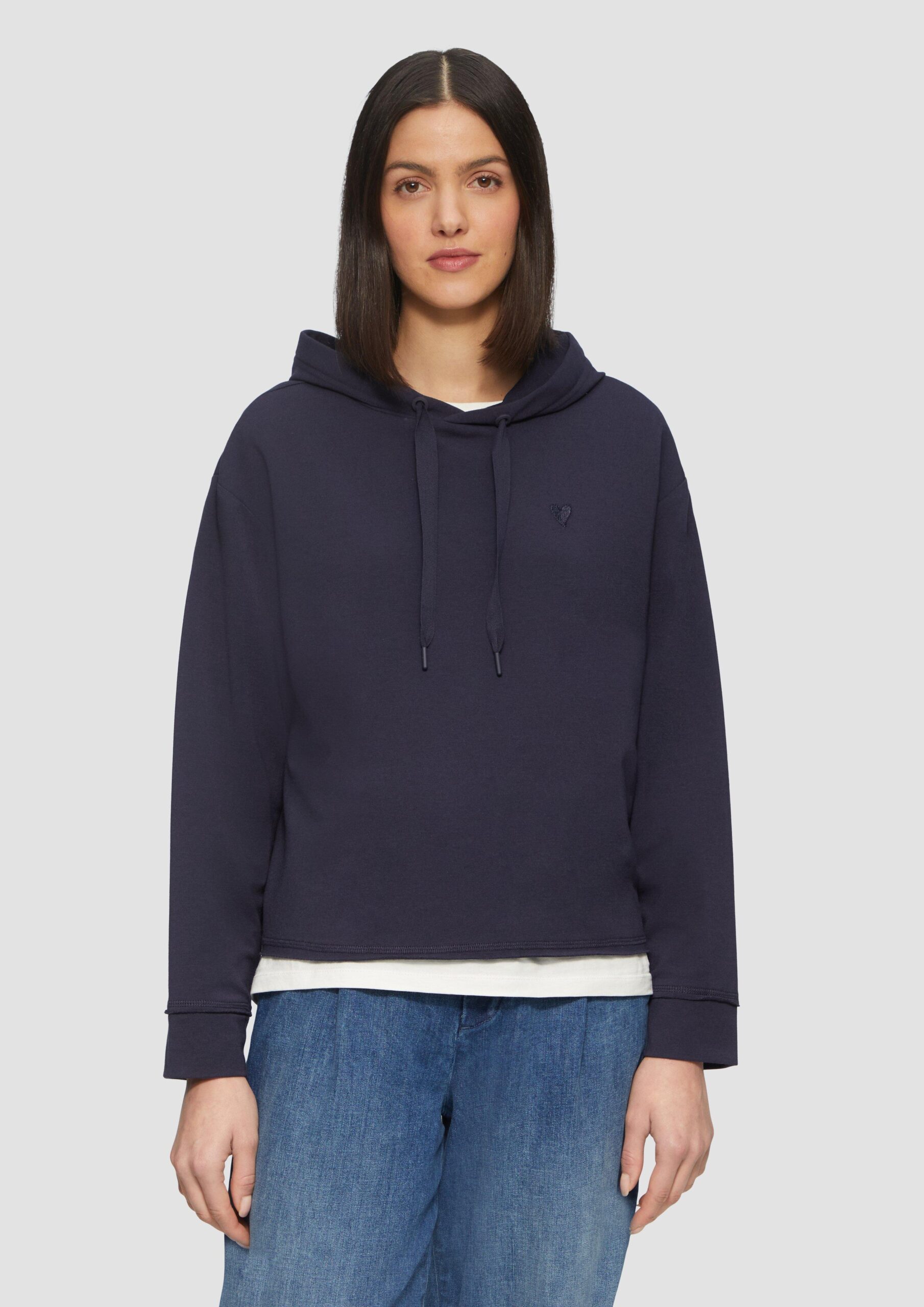 Weiches Kapuzen-Sweat mit Herz-Stickerei