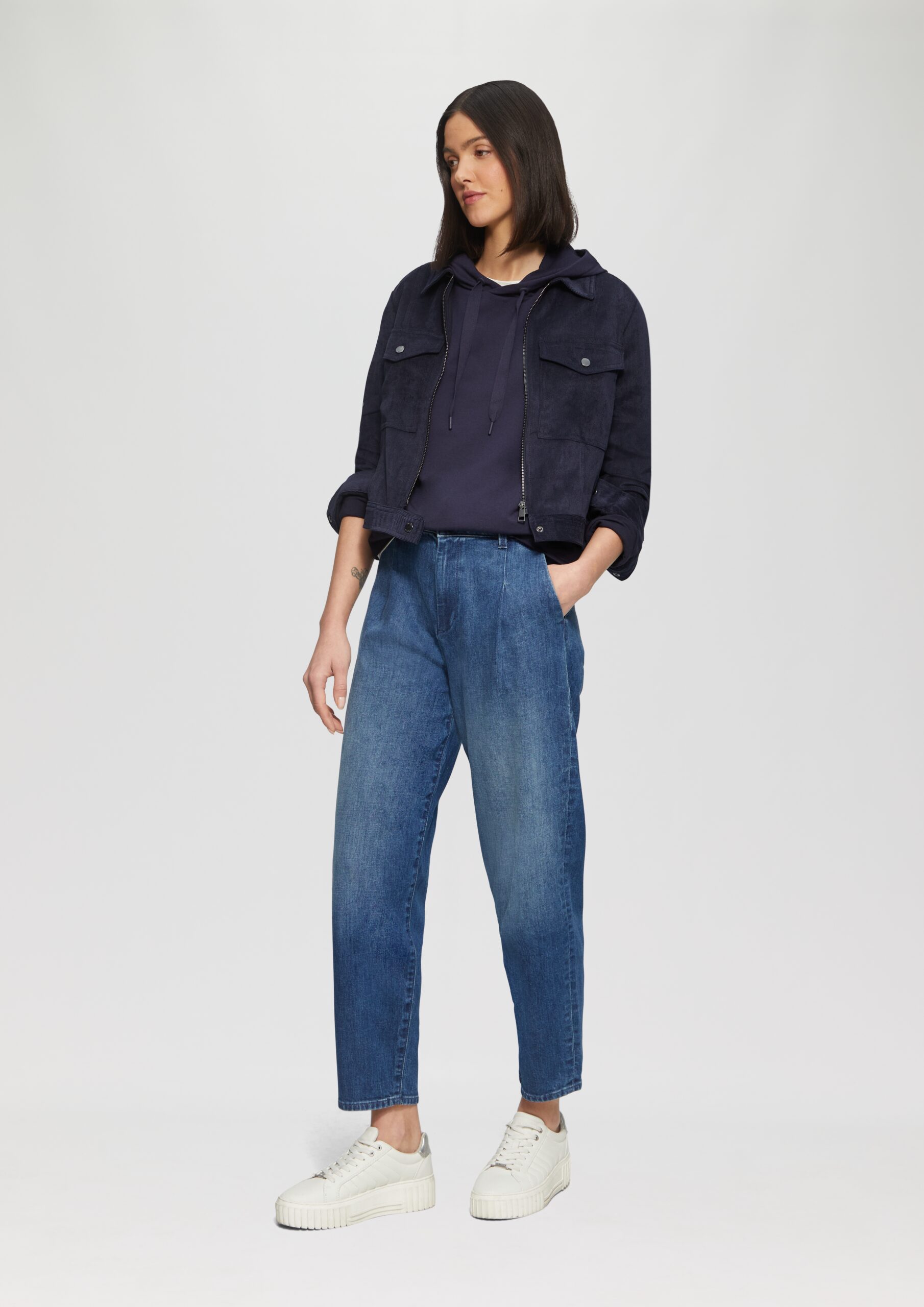 Weiches Kapuzen-Sweat mit Herz-Stickerei