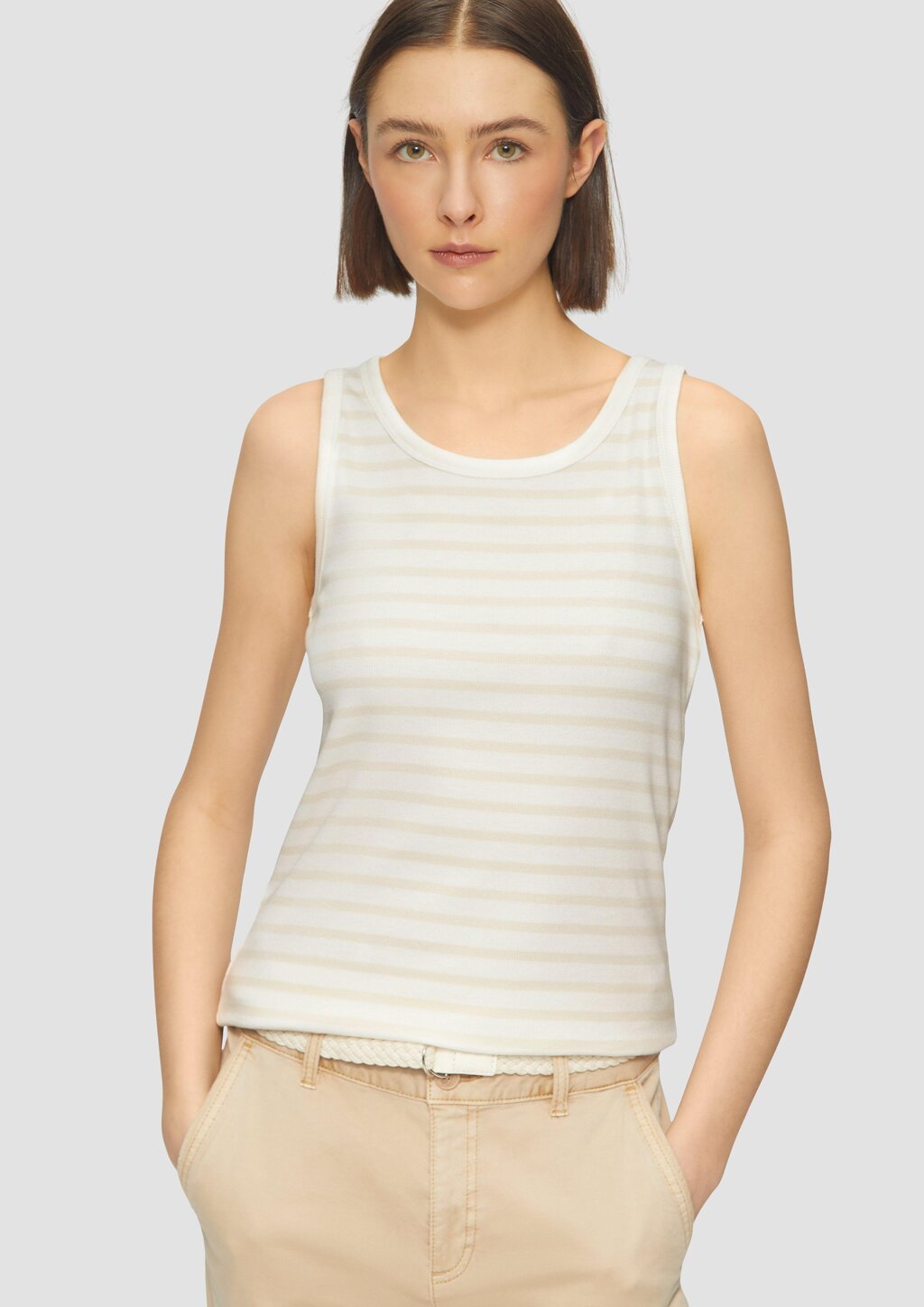 Slim-Fit-Top mit Rippstruktur