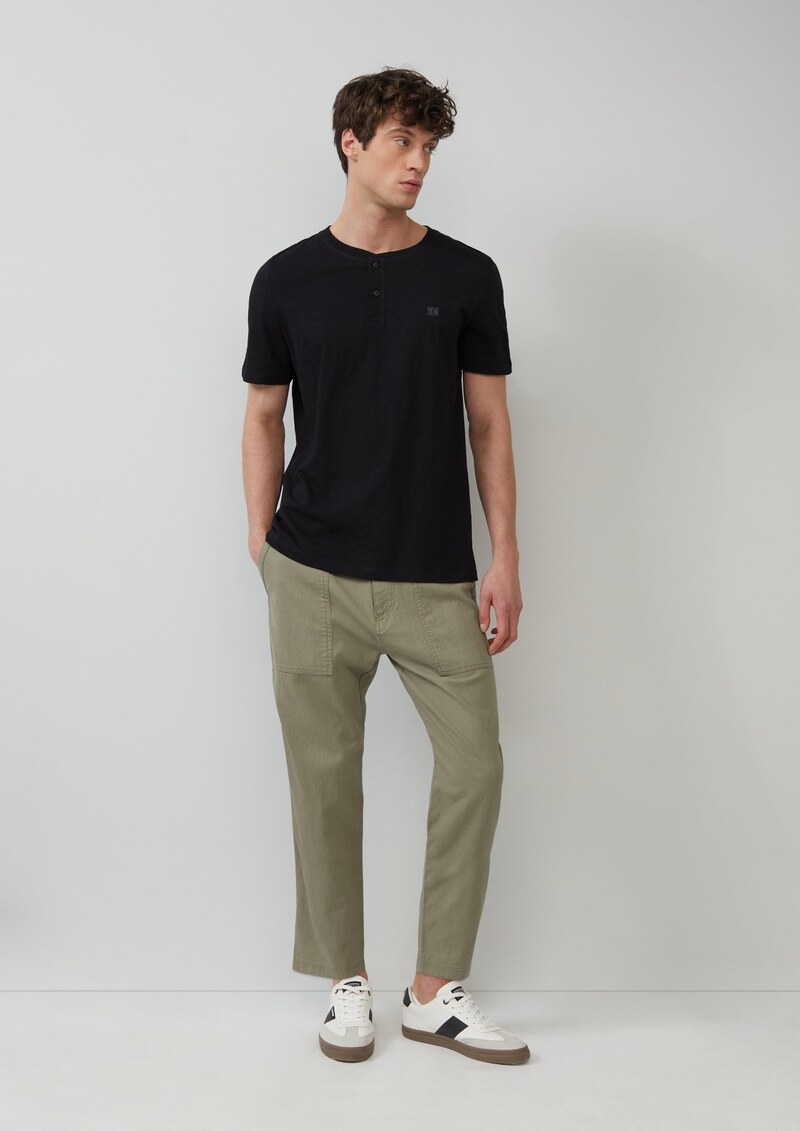 Henley-Shirt mit Flammgarnstruktur