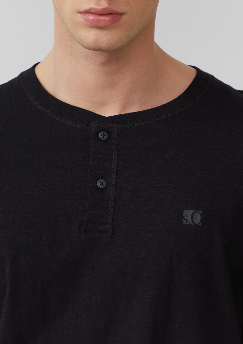 Henley-Shirt mit Flammgarnstruktur