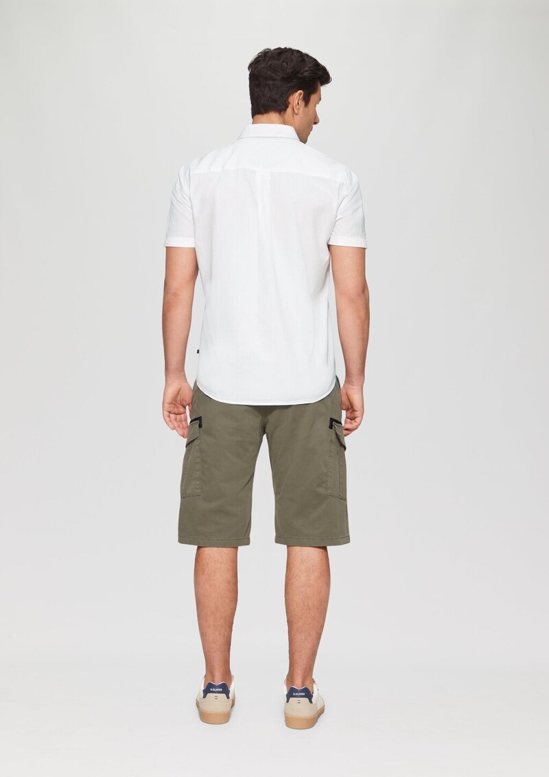 Regular Fit: Kurzarmhemd mit Struktur-Streifen und Button-Down-Kragen