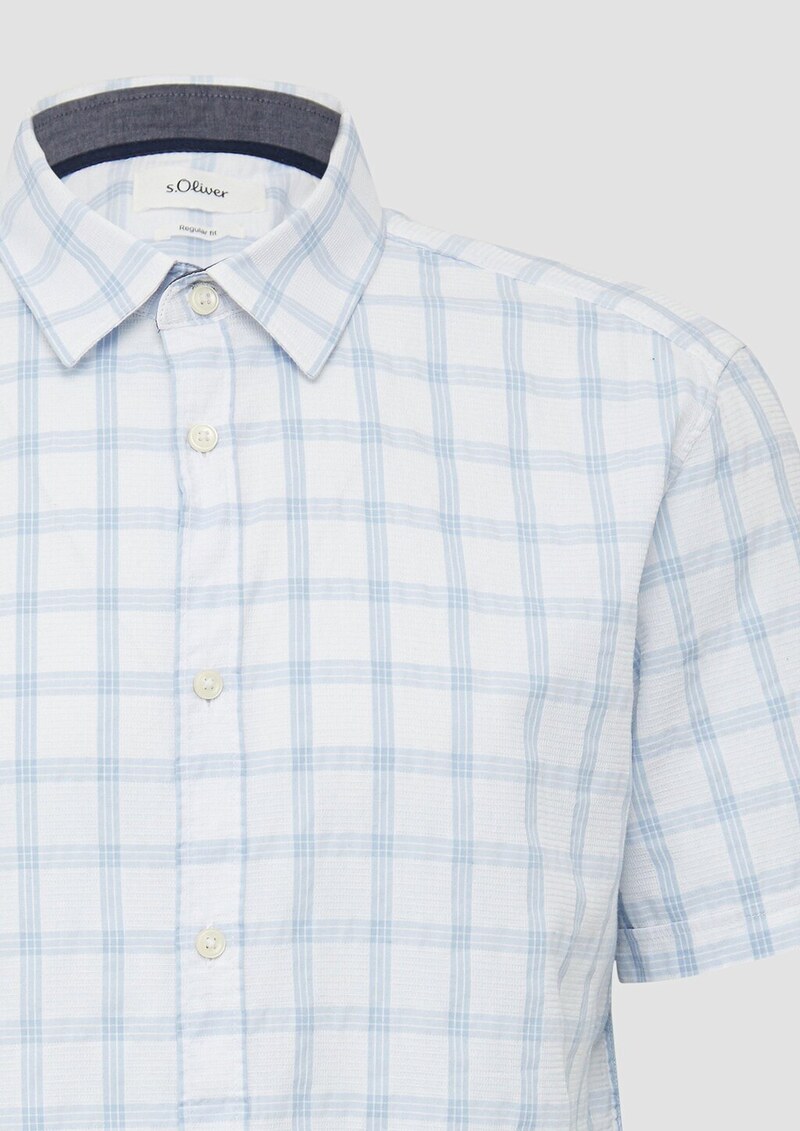 Regular Fit: Kariertes Kurzarmhemd mit Struktur