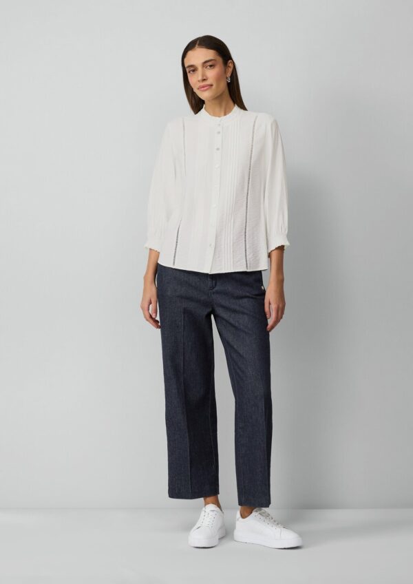 Bluse mit Rüschenkragen und Biesenfalten