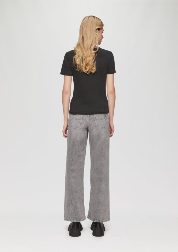 Rippshirt mit Acid-Waschung und Strass-Wording