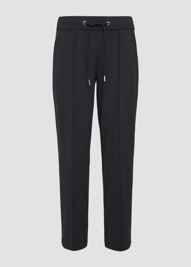 Jogpants mit Elastikbund und seitlichen Eingrifftaschen