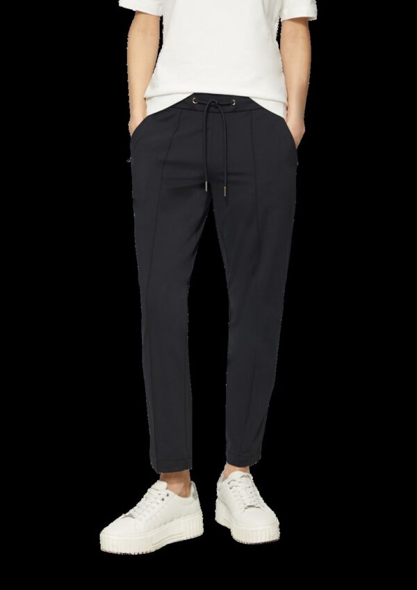 Jogpants mit Elastikbund und seitlichen Eingrifftaschen