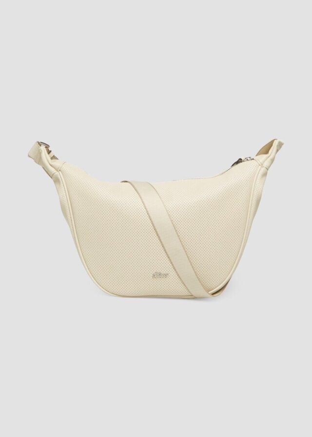 Schulter-Tasche mit Lochmuster und Logo-Detail