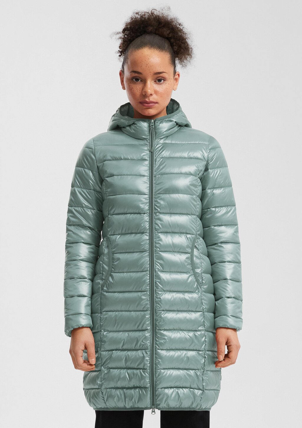 Leicht wattierter Steppmantel mit Kapuze