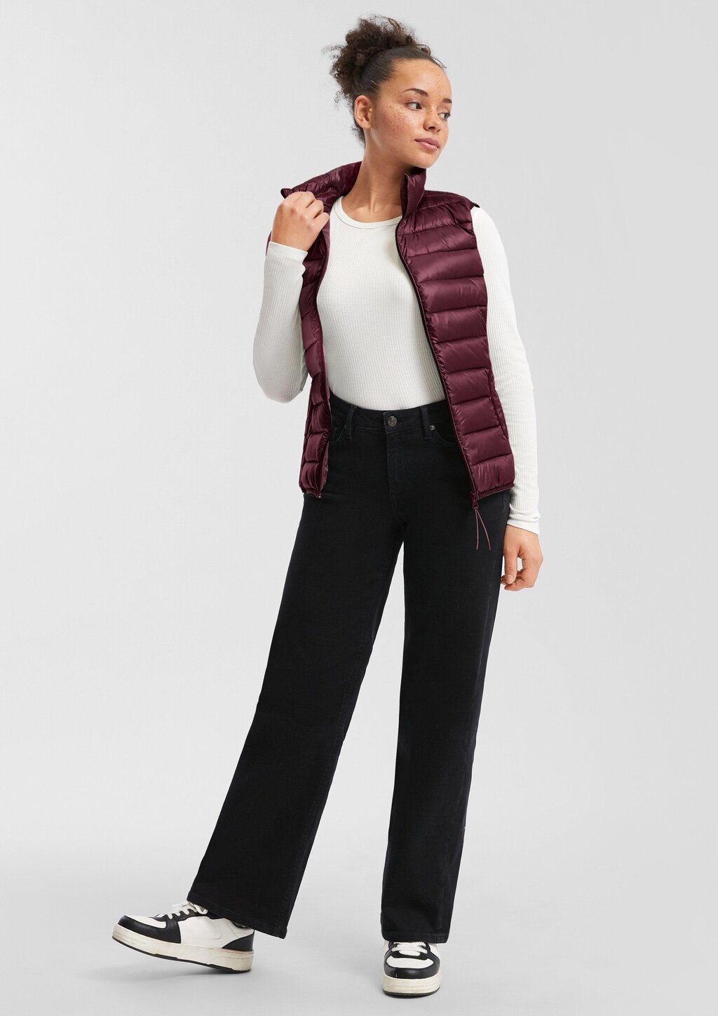 Leicht wattierte Steppweste