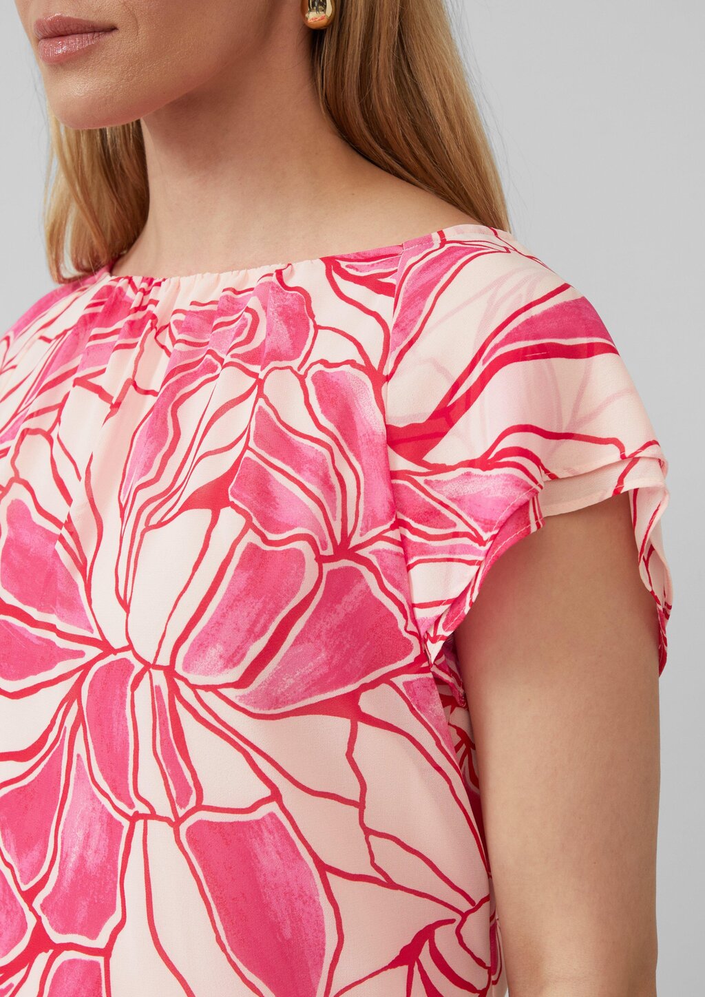 Weiche Viskosebluse mit All-over-Print