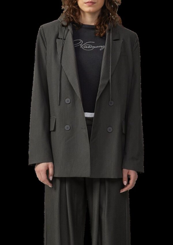 Nadelstreifenblazer mit abnehmbarer Kapuze