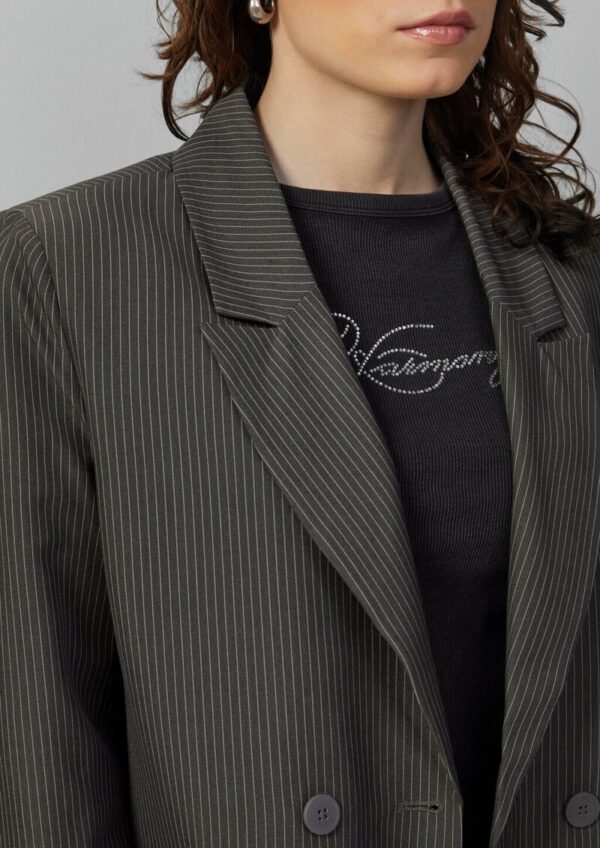 Nadelstreifenblazer mit abnehmbarer Kapuze