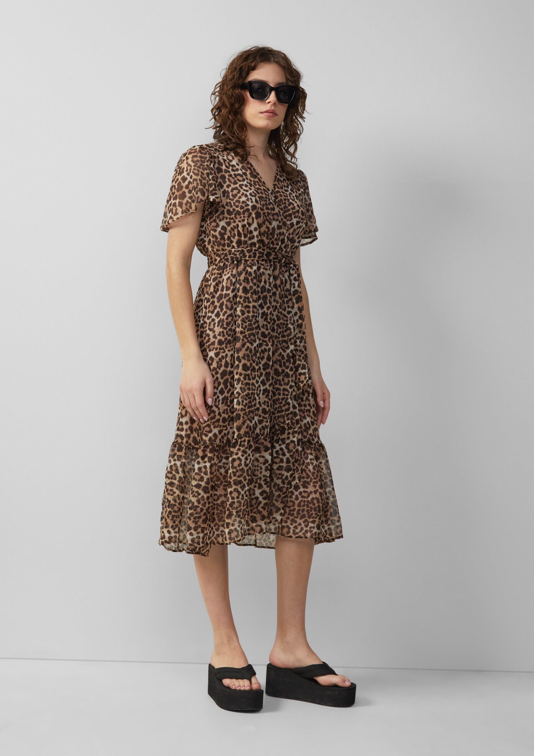 Chiffonkleid in Wickeloptik mit All-over-Print