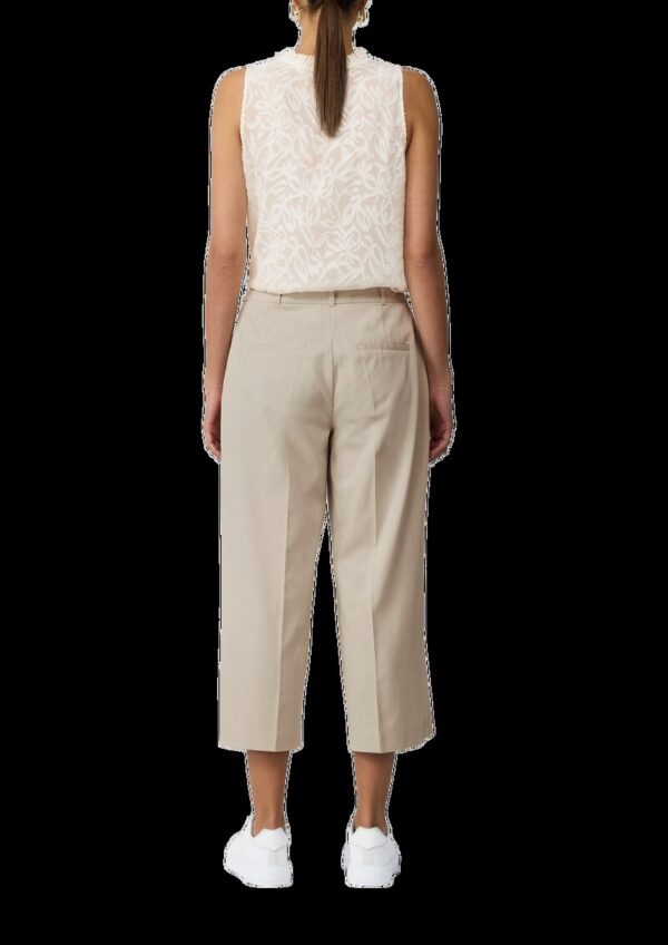 Semitransparentes Top mit Tunika-Ausschnitt und Rüschen