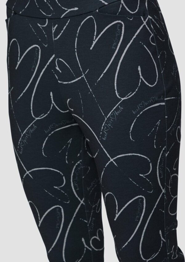 Ausgestellte Culotte mit Herz-Print