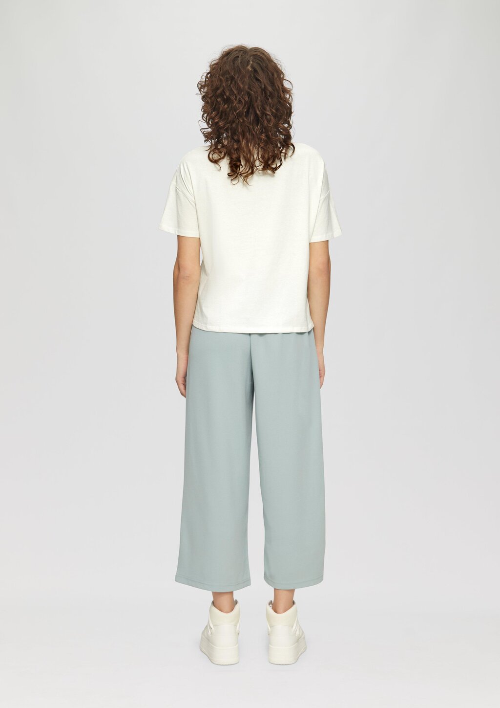 Printshirt mit überschnittener Schulter