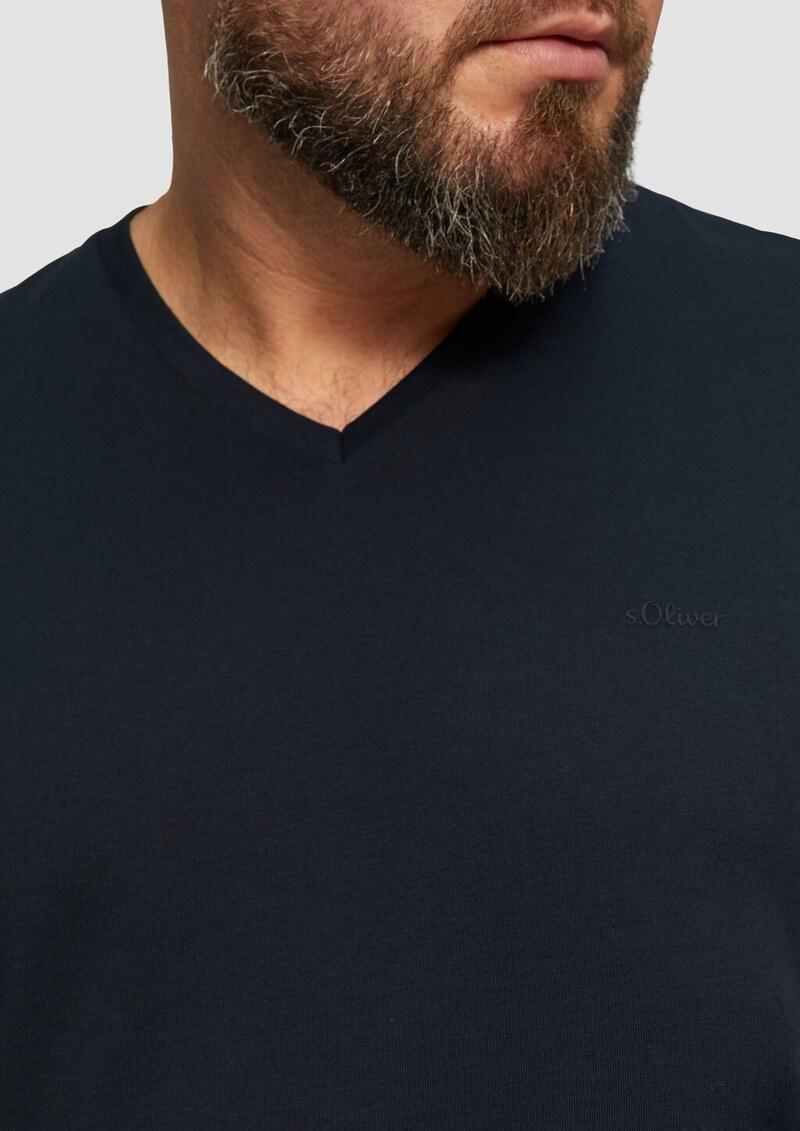 T-Shirt mit V-Ausschnitt und Logo-Print