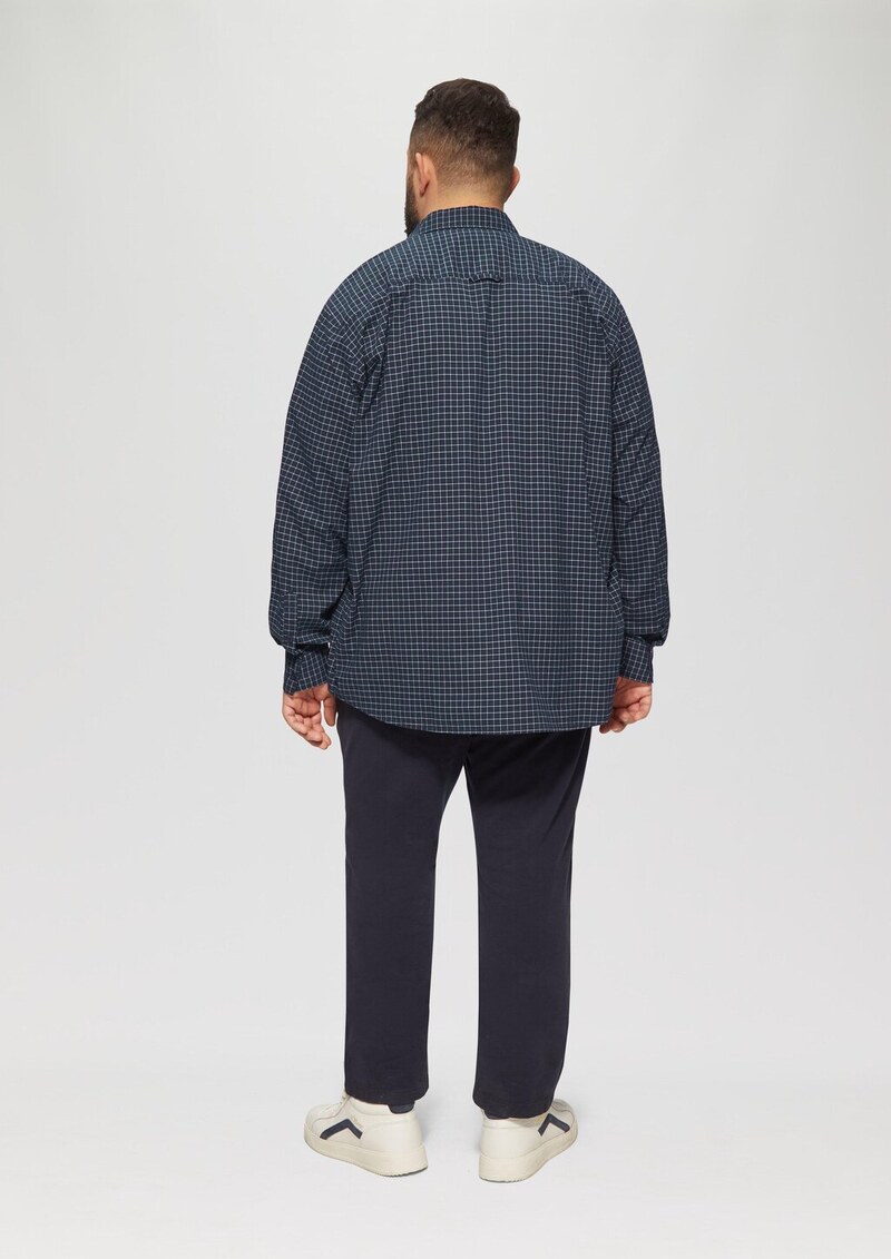 Regular Fit: Kariertes Hemd aus Baumwollstretch mit Brusttasche