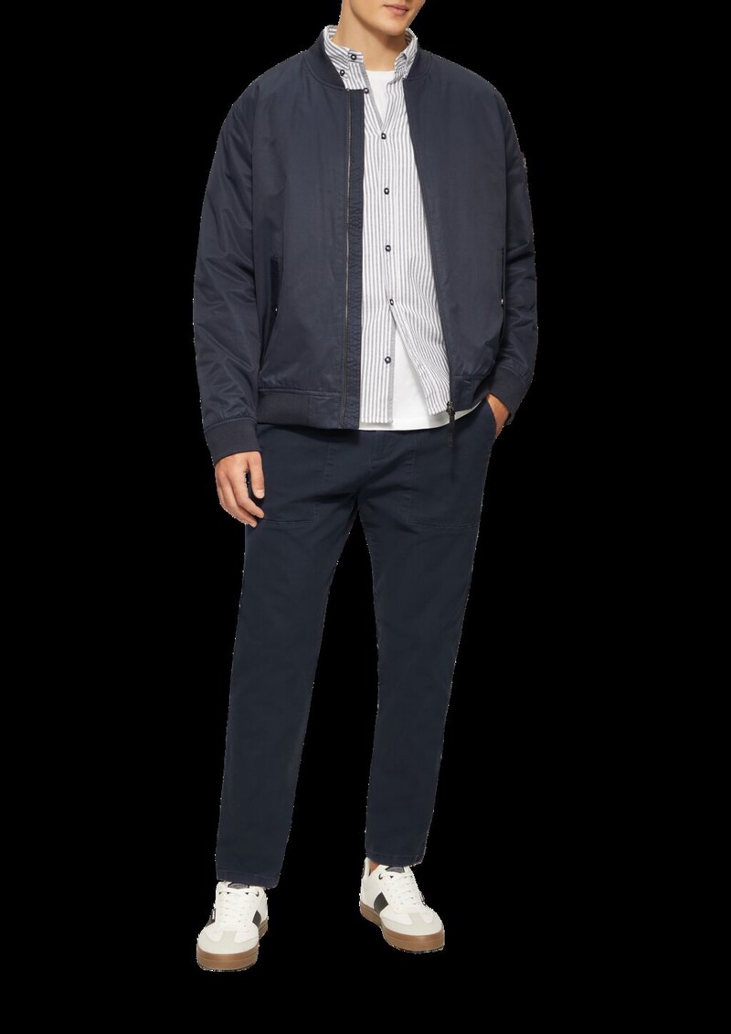 Detroit: Chinohose im Relaxed Fit aus Baumwollstretch