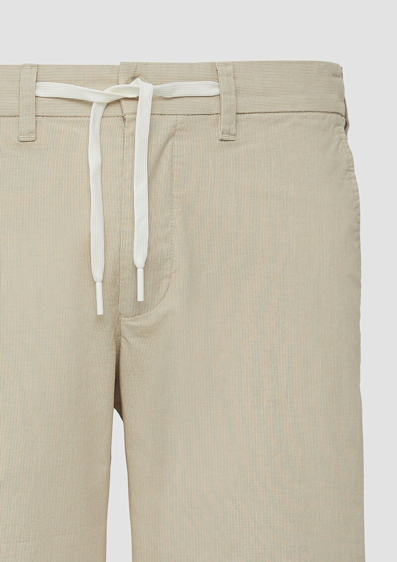 Chino-Shorts aus Baumwollstretch in melierter Optik