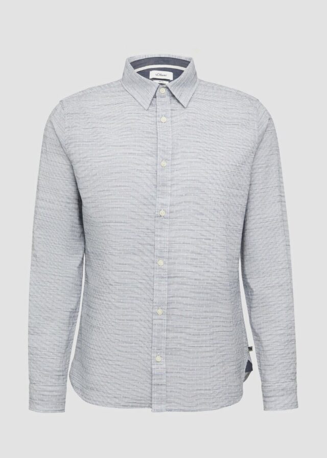 Slim Fit: Strukturiertes Hemd mit Kentkragen
