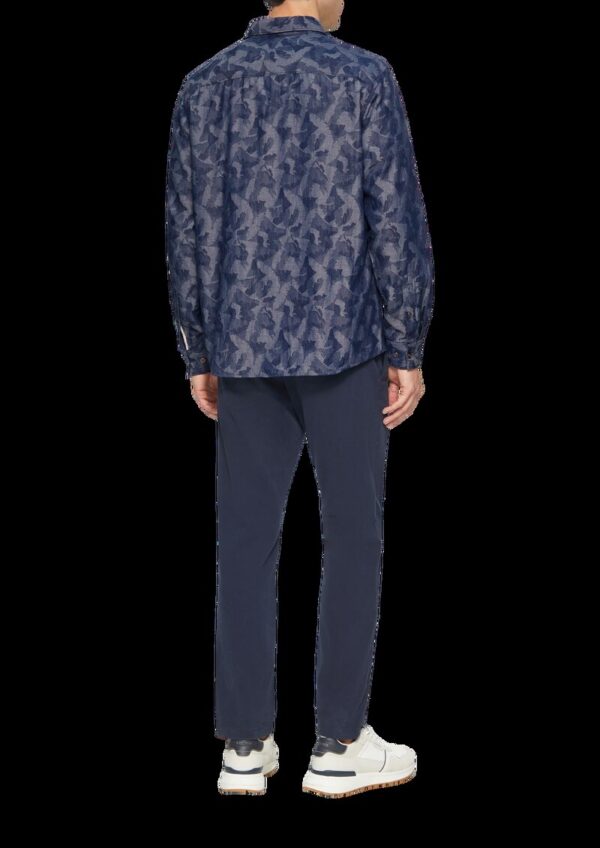 Regular Fit: Leichtes Jacquard-Hemd mit Button-Down-Kragen