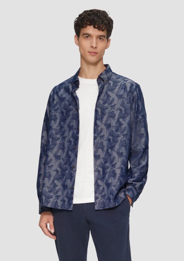Regular Fit: Leichtes Jacquard-Hemd mit Button-Down-Kragen