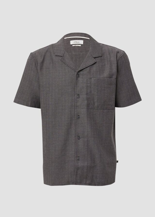 Resort Fit: Strukturiertes Kurzarm-Hemd mit Brusttasche