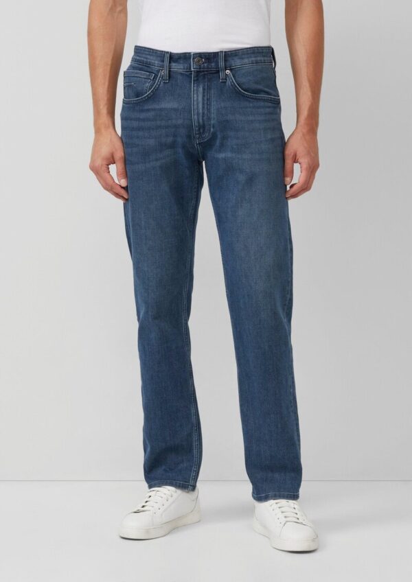 Jeans Mauro / Regular Fit / Mid Rise / Tapered Leg