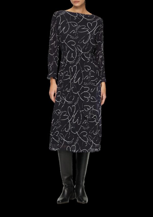 Plissee-Kleid mit Bindegürtel und Herz-Print