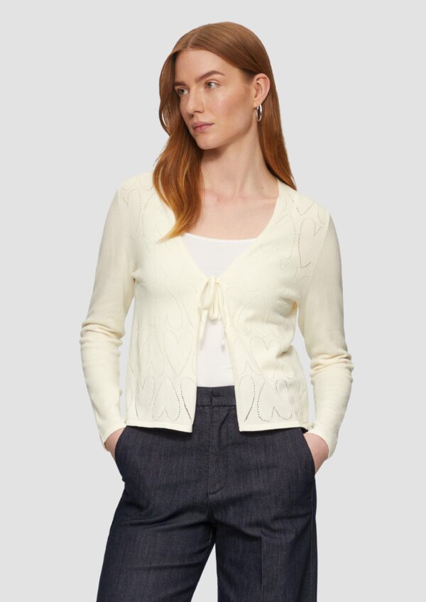 Feinstrick-Jacke mit Herz-Ajourmuster und Bindeband