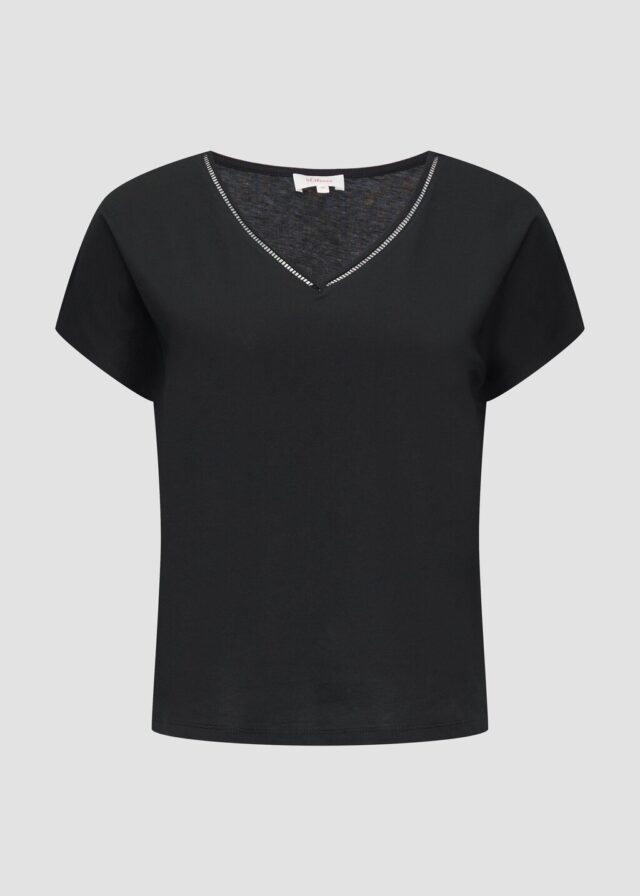 T-Shirt im Relaxed Fit mit Stickerei am V-Ausschnitt