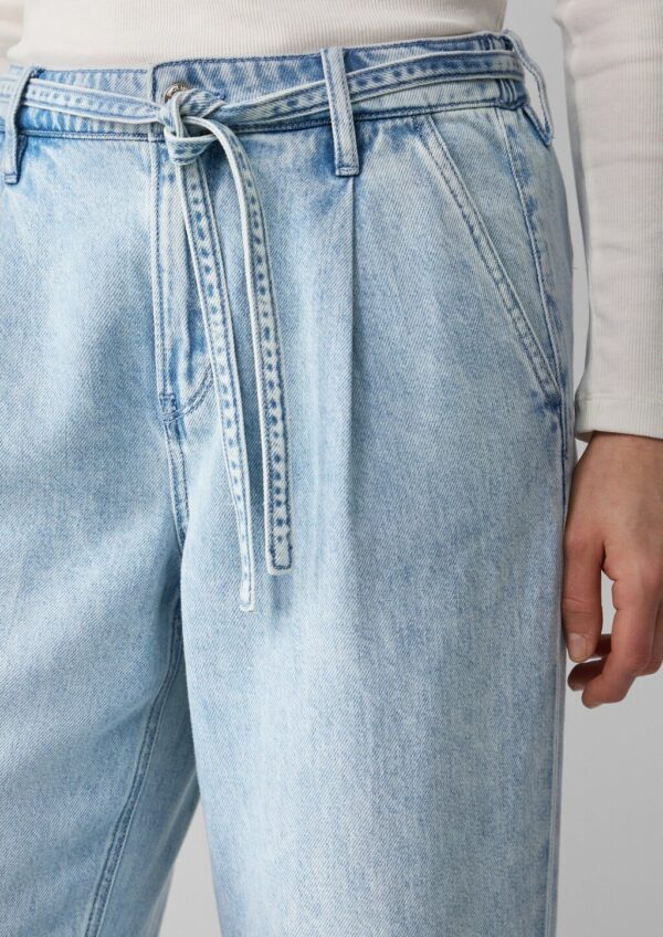 Jeans Suri / Regular Fit / High Rise / Wide Leg / Bindegürtel