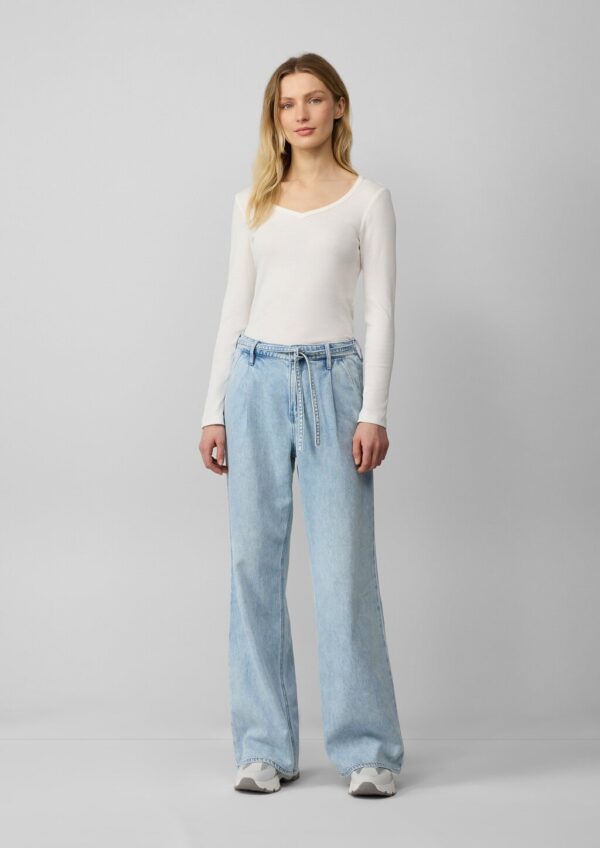 Jeans Suri / Regular Fit / High Rise / Wide Leg / Bindegürtel