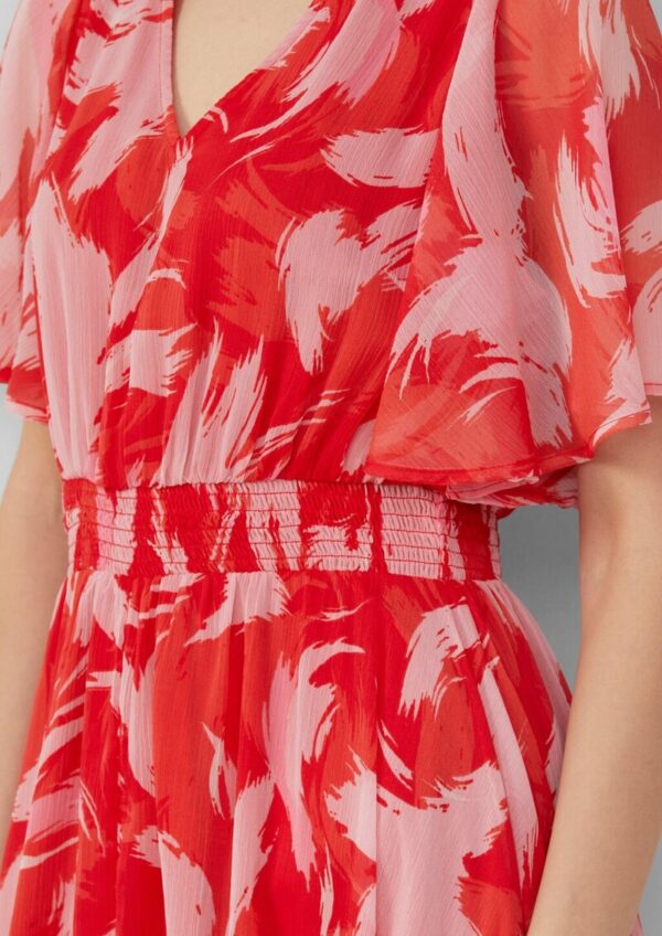 Maxikleid aus Chiffon mit gesmokter Taille