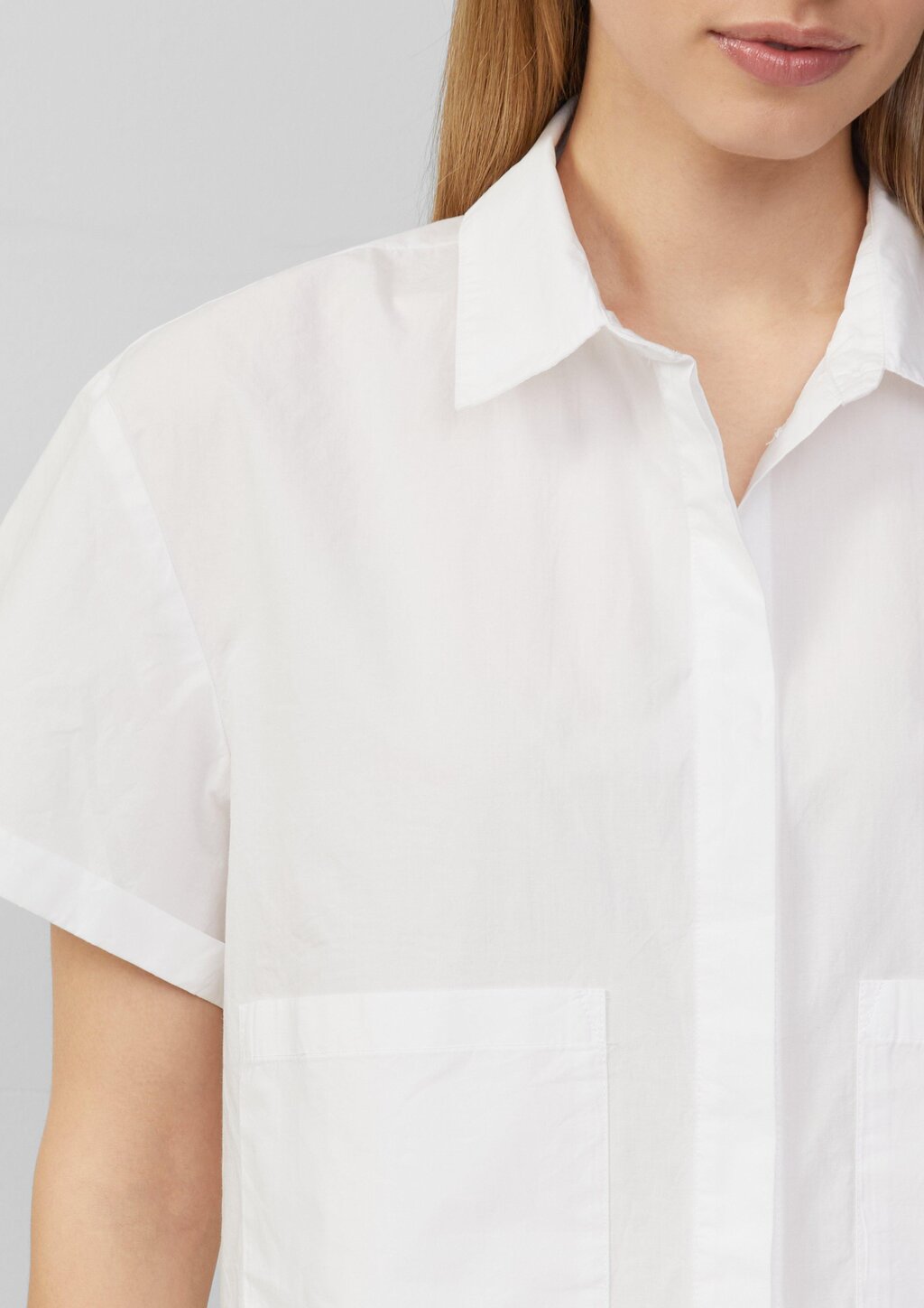 Verkürzte Hemdbluse im Relaxed Fit mit aufgesetzten Taschen