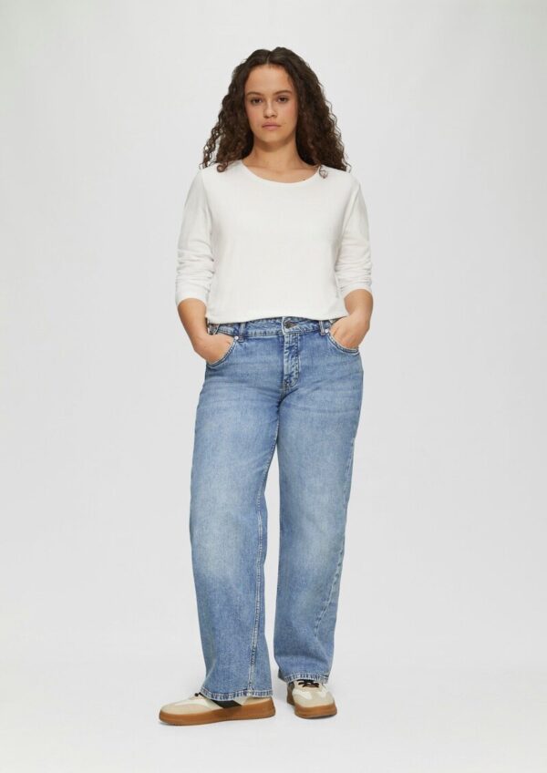 Jeans / Straight Fit / Mid Rise / Straight Leg