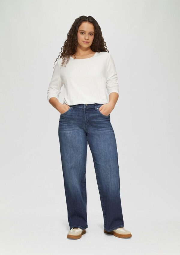 Jeans / Straight Fit / Mid Rise / Straight Leg