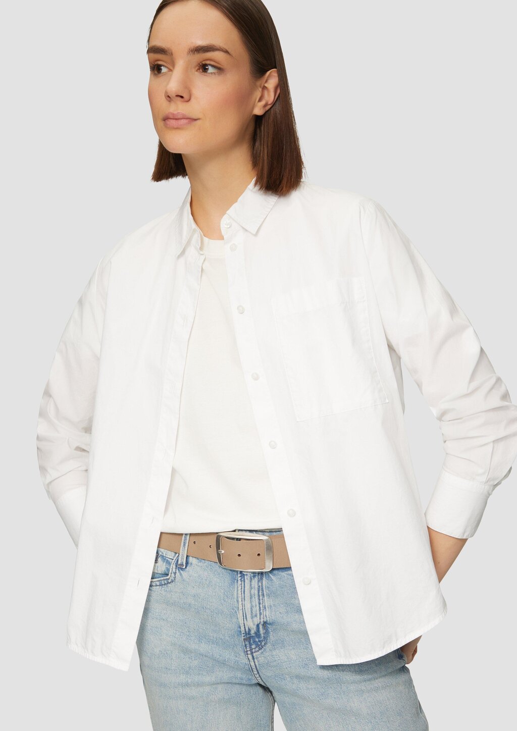 Ledergürtel mit eckiger Schließe