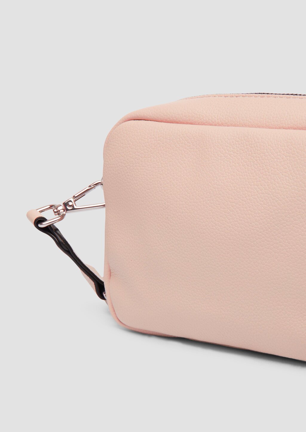 Camera-Bag mit Logo-Schultergurt und Reißverschluss