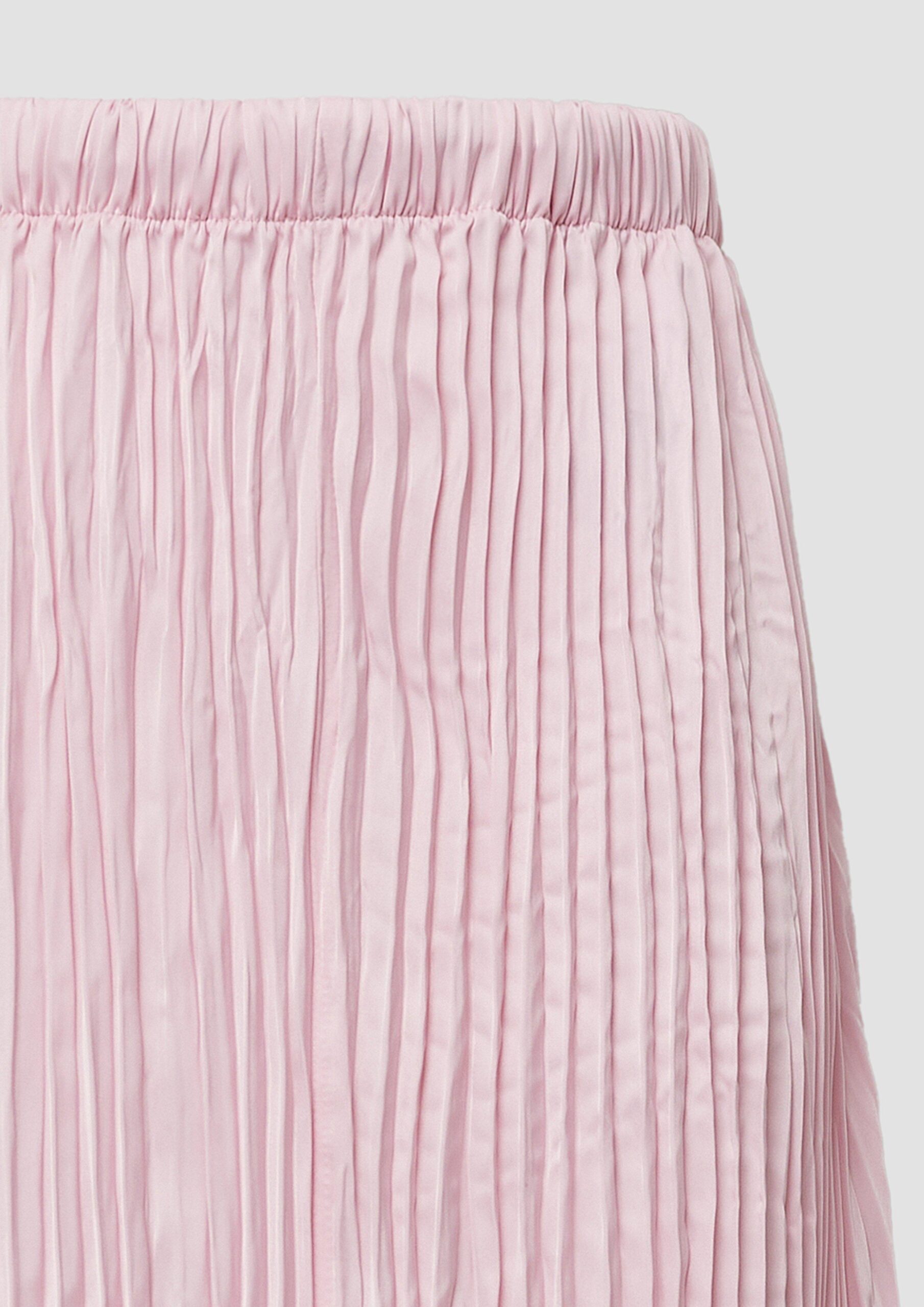 Fließender Midirock mit Plisseefalten und Elastikbund